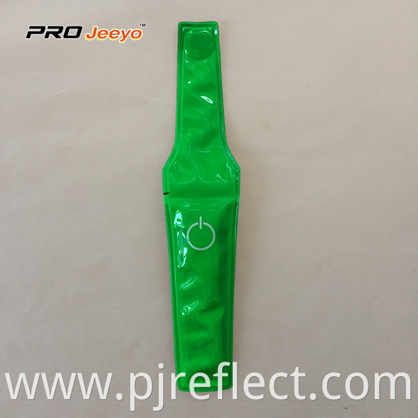 Reflective High Visibility Warning Pvc Green Magnetic Clipcj Ccj004
